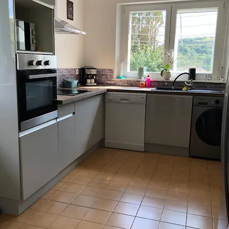 F2 Les La Chapelle Bains-les-Bains