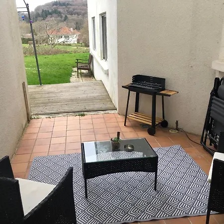 Logement f2 Bains les bains La Chapelle Appartement *