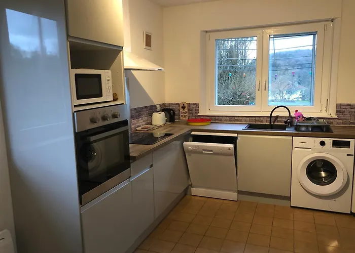 Logement f2 Bains les bains La Chapelle Appartement