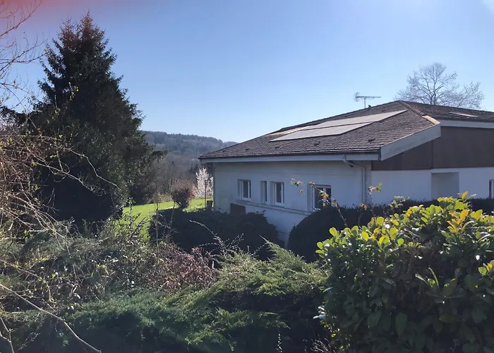 Logement f2 Bains les bains La Chapelle